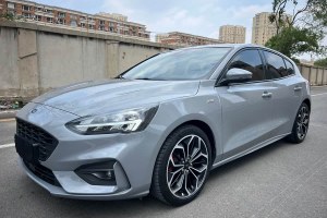 ?？怂?福特 兩廂 EcoBoost 180 自動(dòng)ST Line