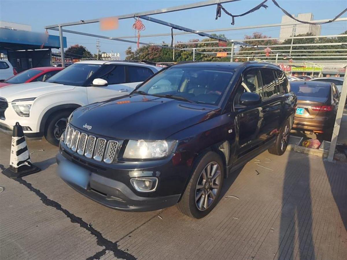 Jeep 指南者  2014款 改款 2.0L 兩驅(qū)精英版圖片