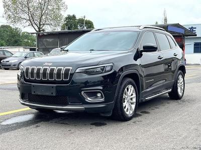 2019年8月 Jeep 自由光 2.0L 兩驅(qū)典尚版圖片