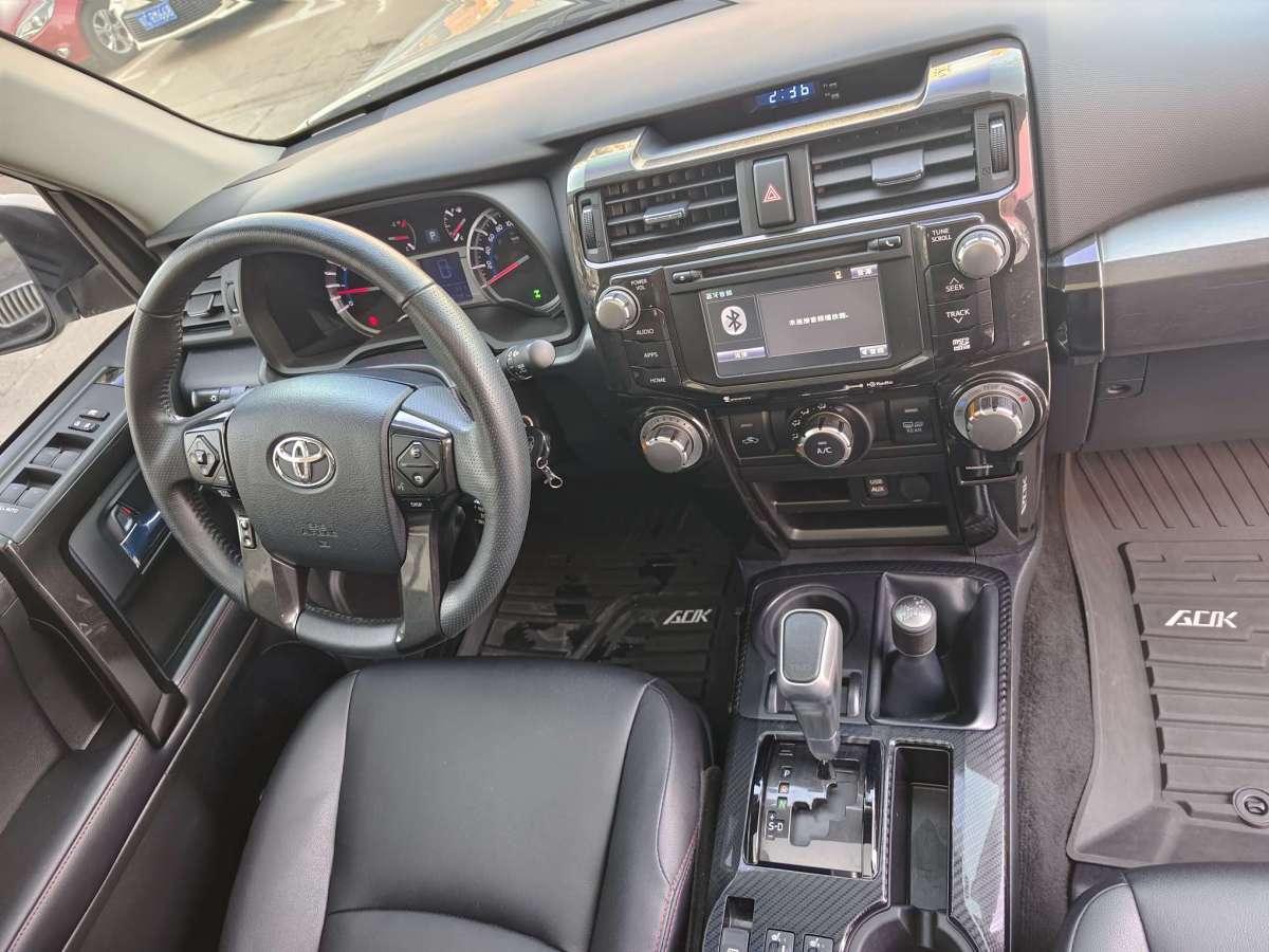 2019年6月丰田 4Runner  4.0L 乔治巴顿改装车