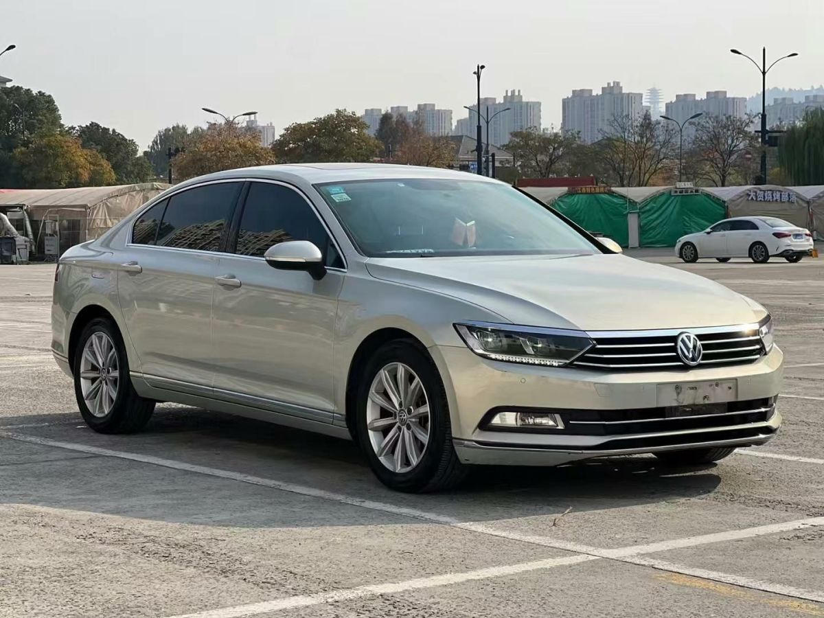 大眾 邁騰  2020款 280TSI DSG 領(lǐng)先型圖片