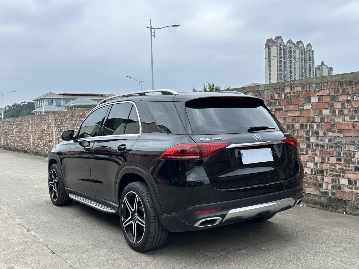 奔馳 奔馳GLE  2021款 GLE 350 4MATIC 動(dòng)感型圖片