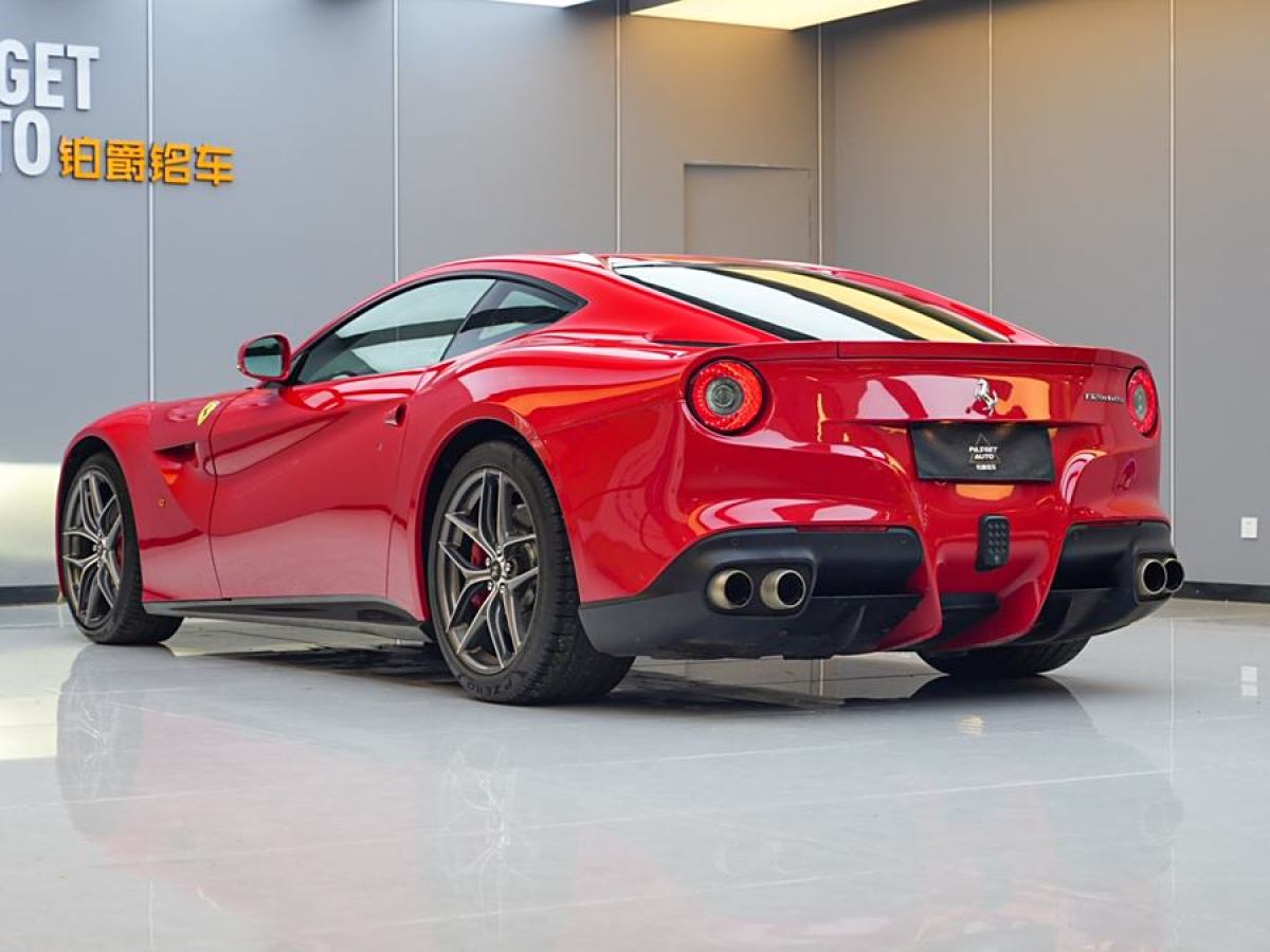 法拉利 F12berlinetta  2013款 6.3L 標準型圖片