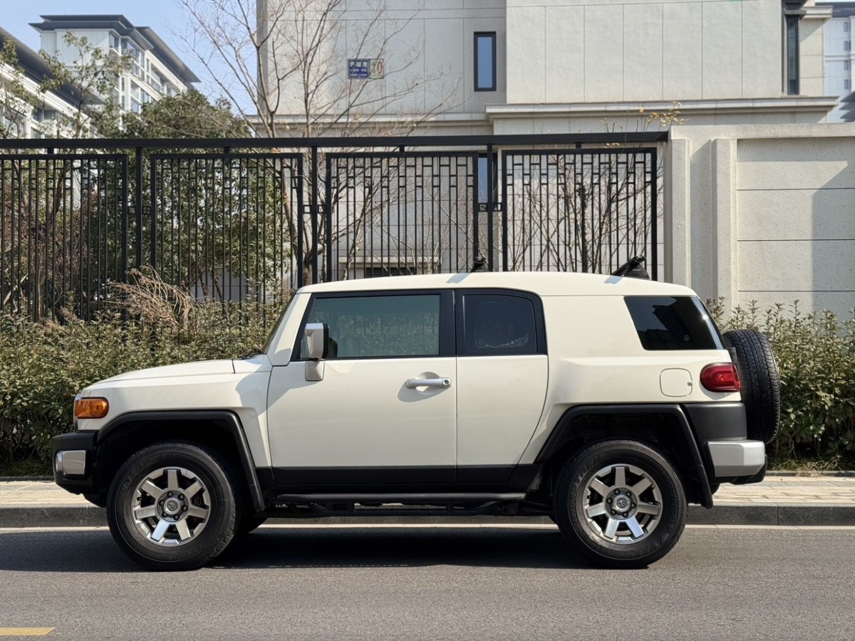 2018年7月豐田 FJ 酷路澤  2013款 4.0L