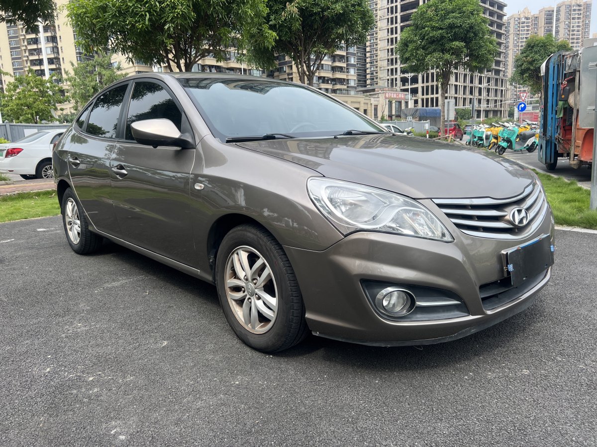 現(xiàn)代 悅動(dòng)  2011款 1.6L 自動(dòng)舒適型圖片