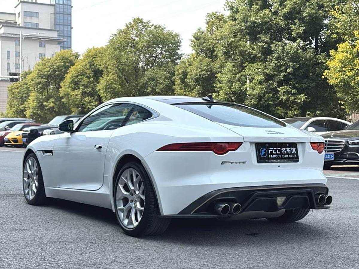 捷豹 F-TYPE  2016款 3.0T 硬頂版圖片