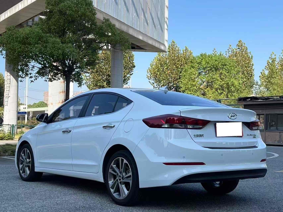 現(xiàn)代 領(lǐng)動(dòng)  2019款 1.5L CVT智炫?精英型圖片