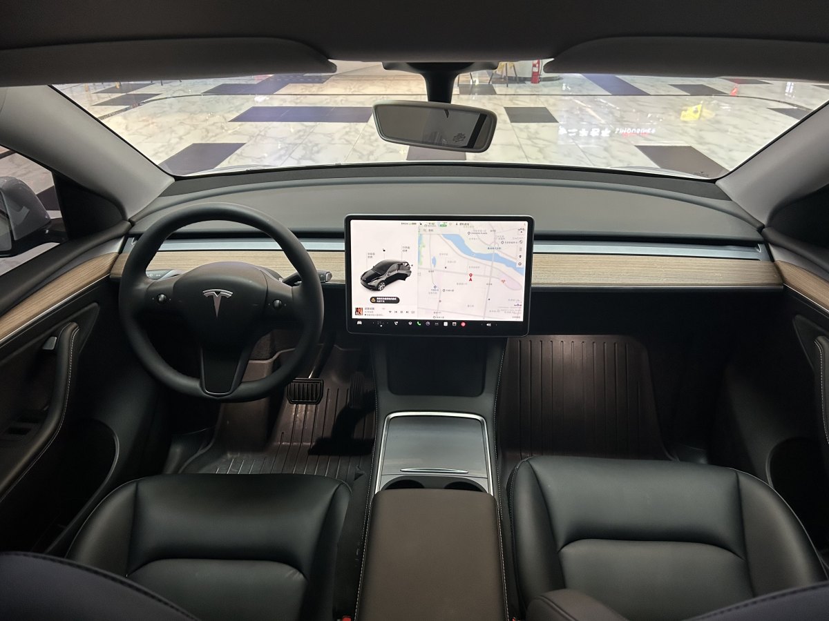 特斯拉 Model Y  2020款 改款 長(zhǎng)續(xù)航后輪驅(qū)動(dòng)版圖片