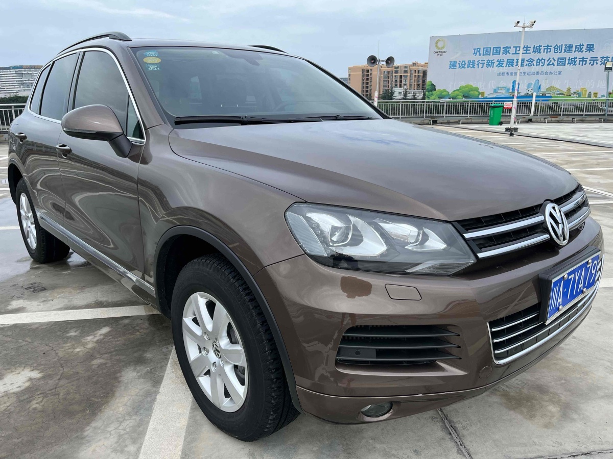 大眾 途銳  2011款 3.0TDI 柴油標(biāo)配型圖片