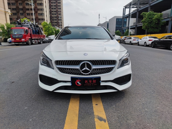 奔驰 奔驰CLA级  2015款 CLA 220 4MATIC