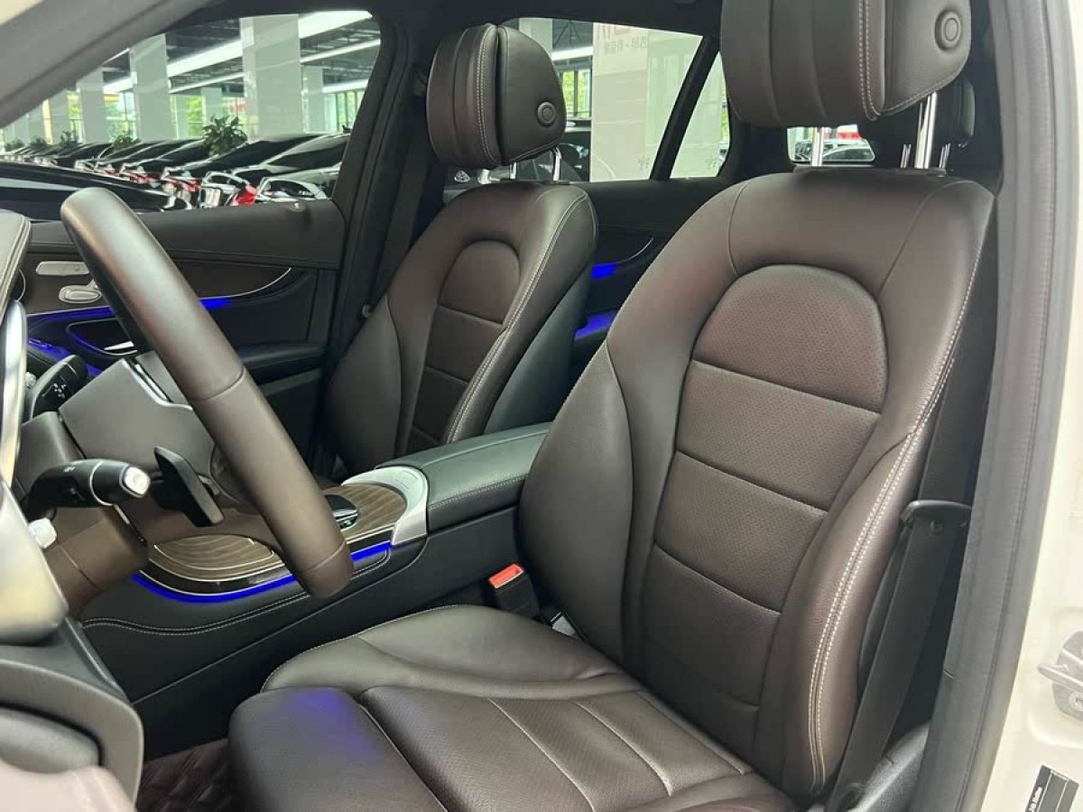 奔馳 奔馳GLC  2025款 改款 GLC 260 L 4MATIC 豪華型圖片