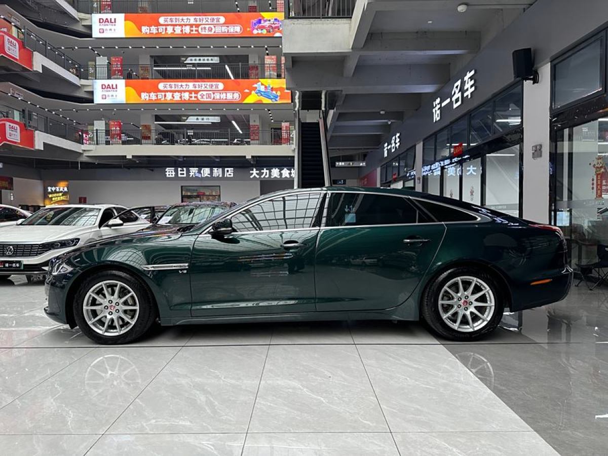 捷豹 XJ  2016款 XJL 2.0T 兩驅(qū)典雅商務(wù)版圖片