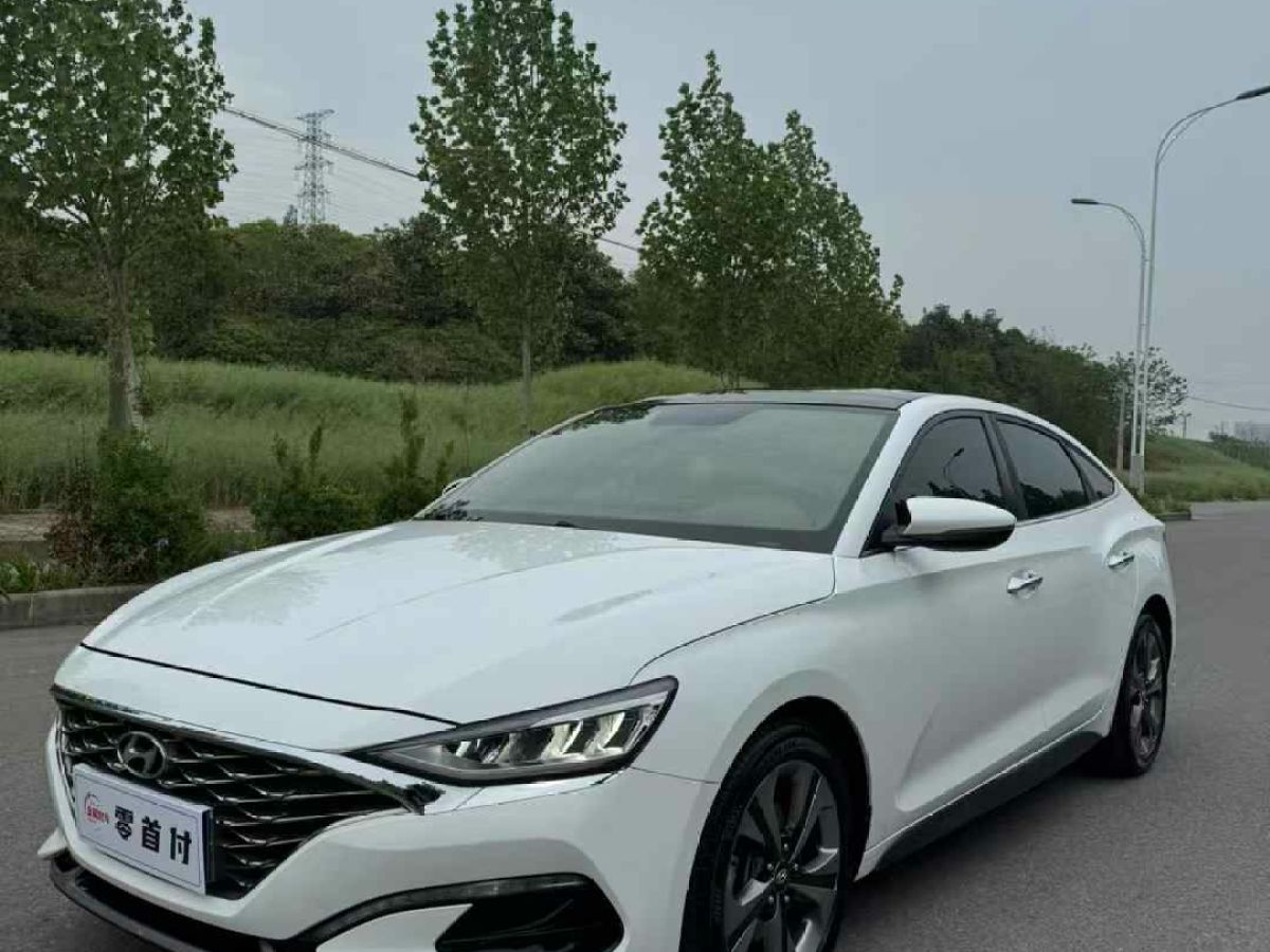 現(xiàn)代 菲斯塔純電動(dòng)  2020款 DLX 悅享版圖片