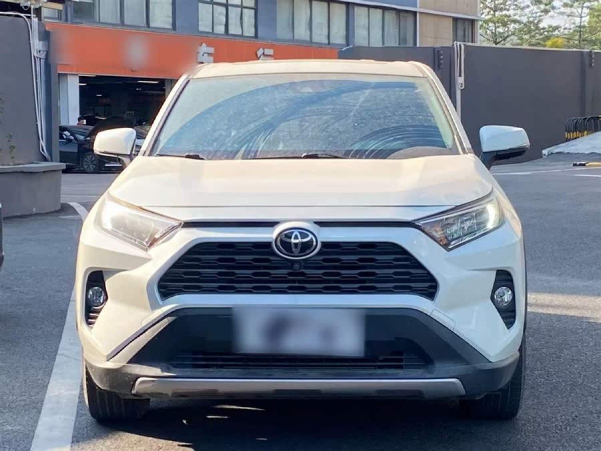 豐田 RAV4榮放  2020款 2.0L CVT四驅(qū)風(fēng)尚PLUS版圖片