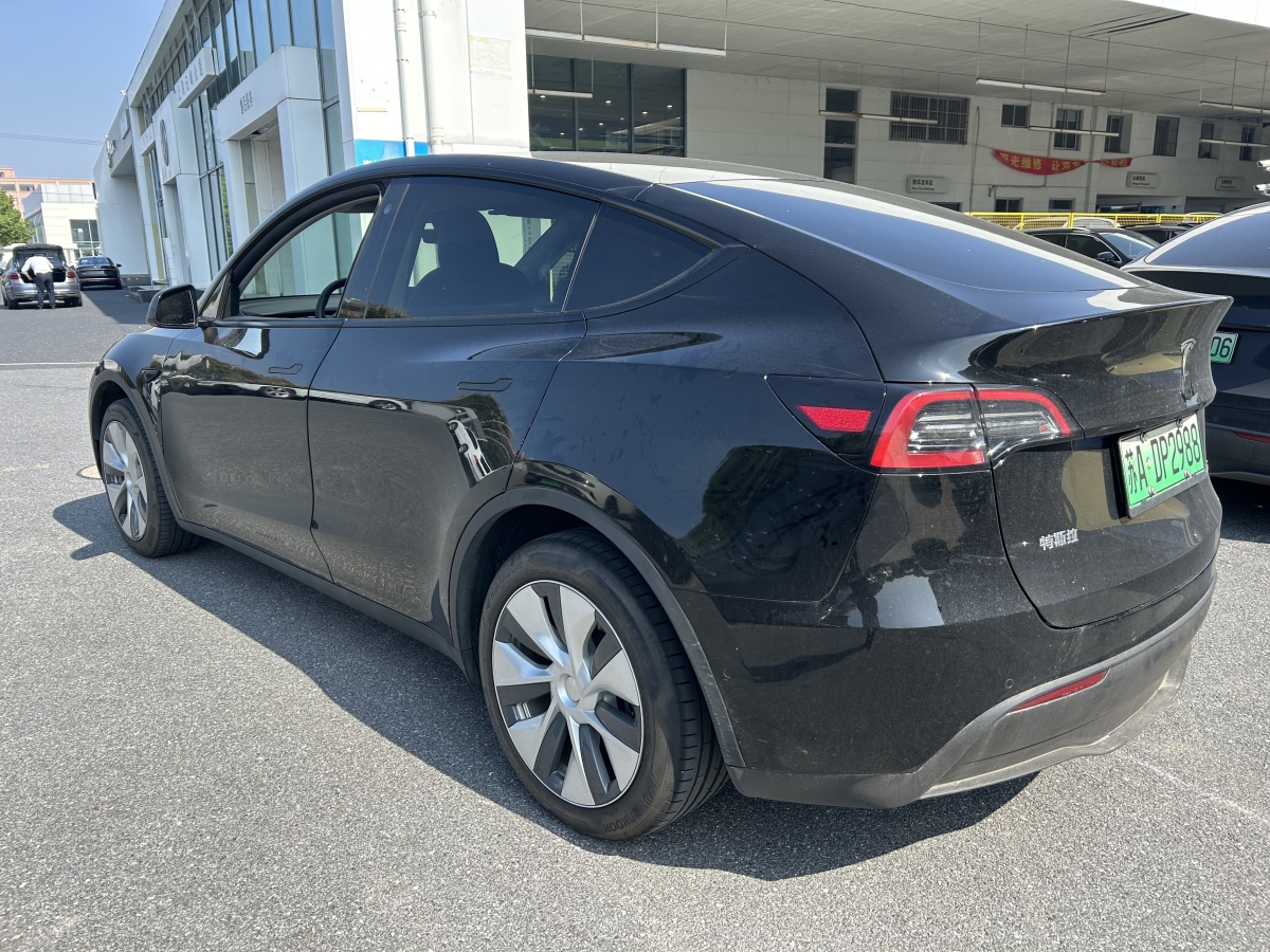 特斯拉 Model Y  2023款 長續(xù)航煥新版 雙電機(jī)全輪驅(qū)動圖片