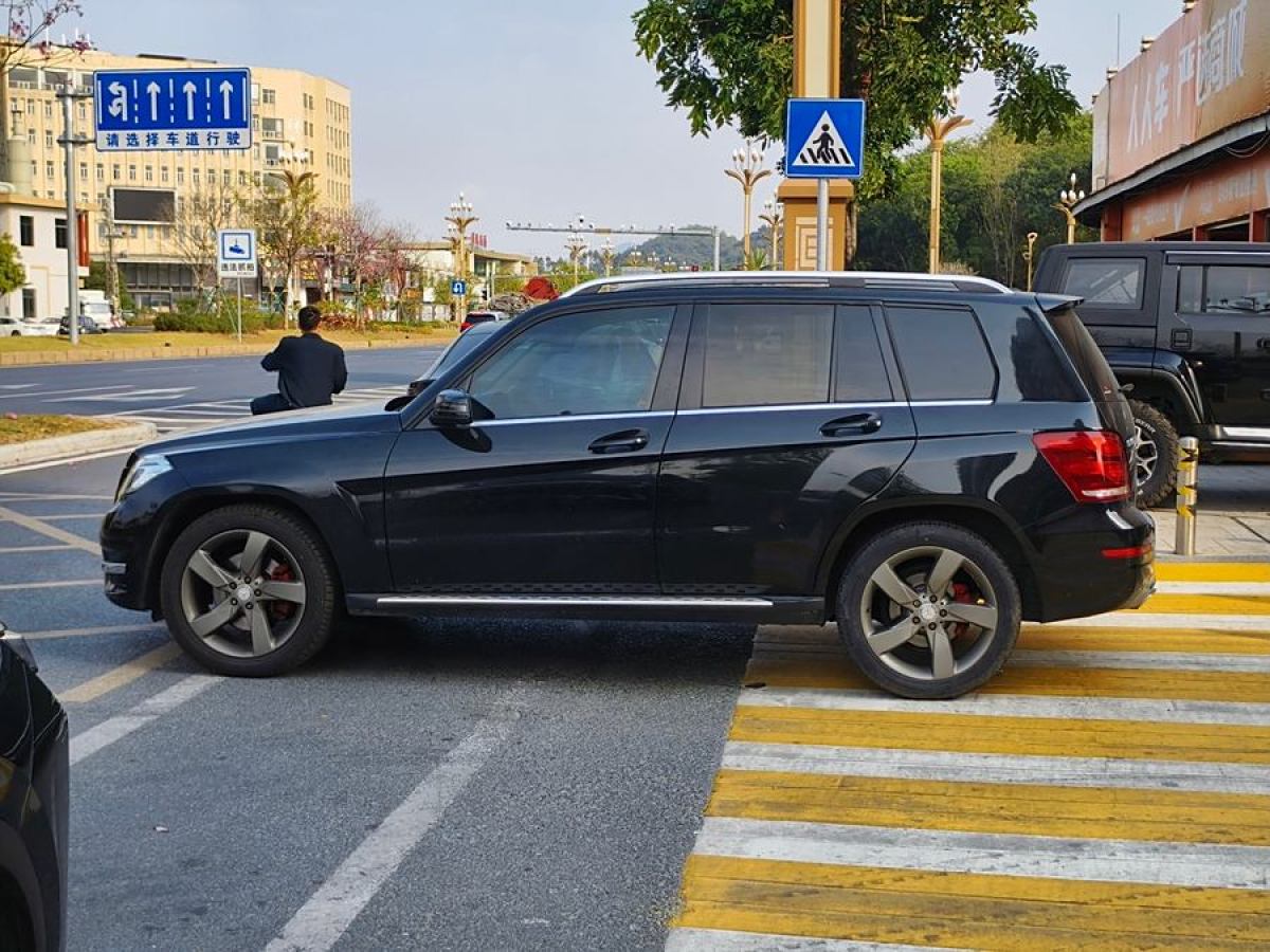 奔馳 奔馳GLK級  2013款 改款 GLK 300 4MATIC 時尚型圖片