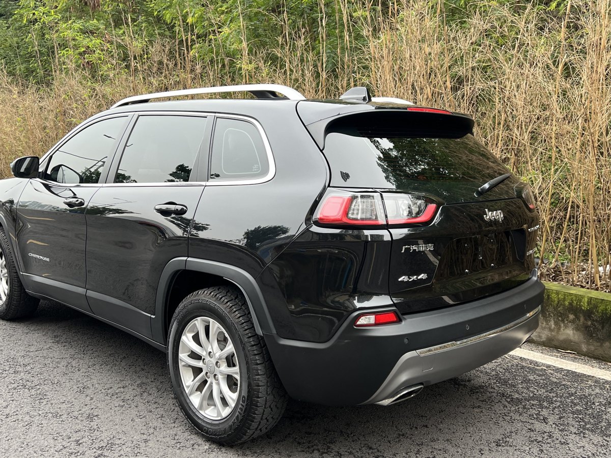 Jeep 自由光  2019款 2.0T 四驅(qū)專享版 國VI圖片