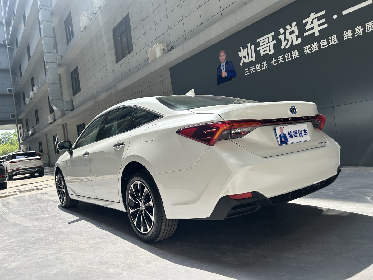 豐田 亞洲龍  2023款 雙擎 2.5L 豪華版圖片