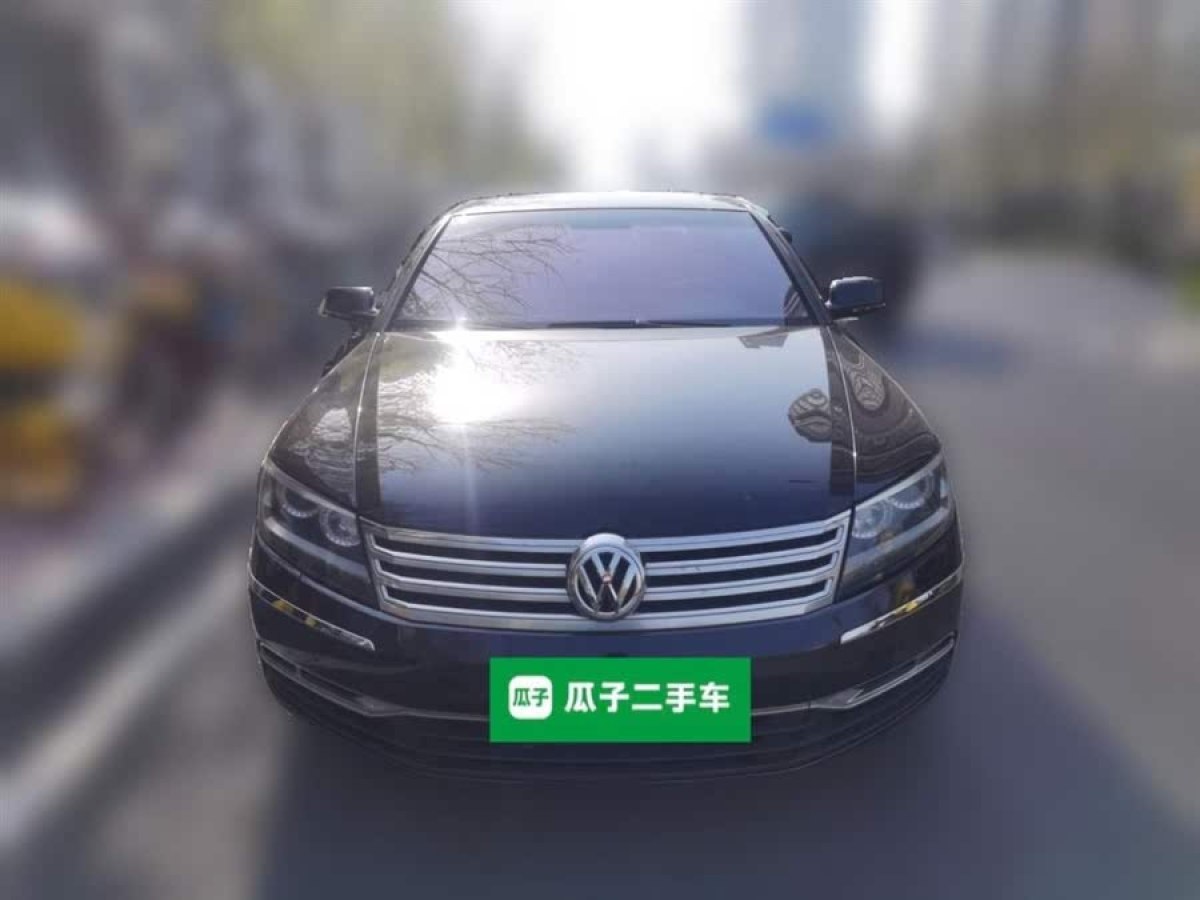 大眾 輝騰  2011款 4.2L V8 4座加長(zhǎng)Individual版圖片
