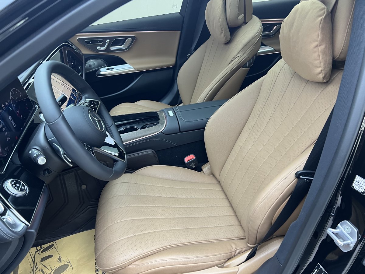 奔馳 奔馳E級(jí)  2024款 E 300 L 豪華型圖片