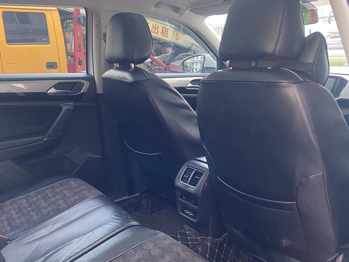 大眾 探岳  2019款  330TSI 兩驅(qū)豪華型 國(guó)VI圖片