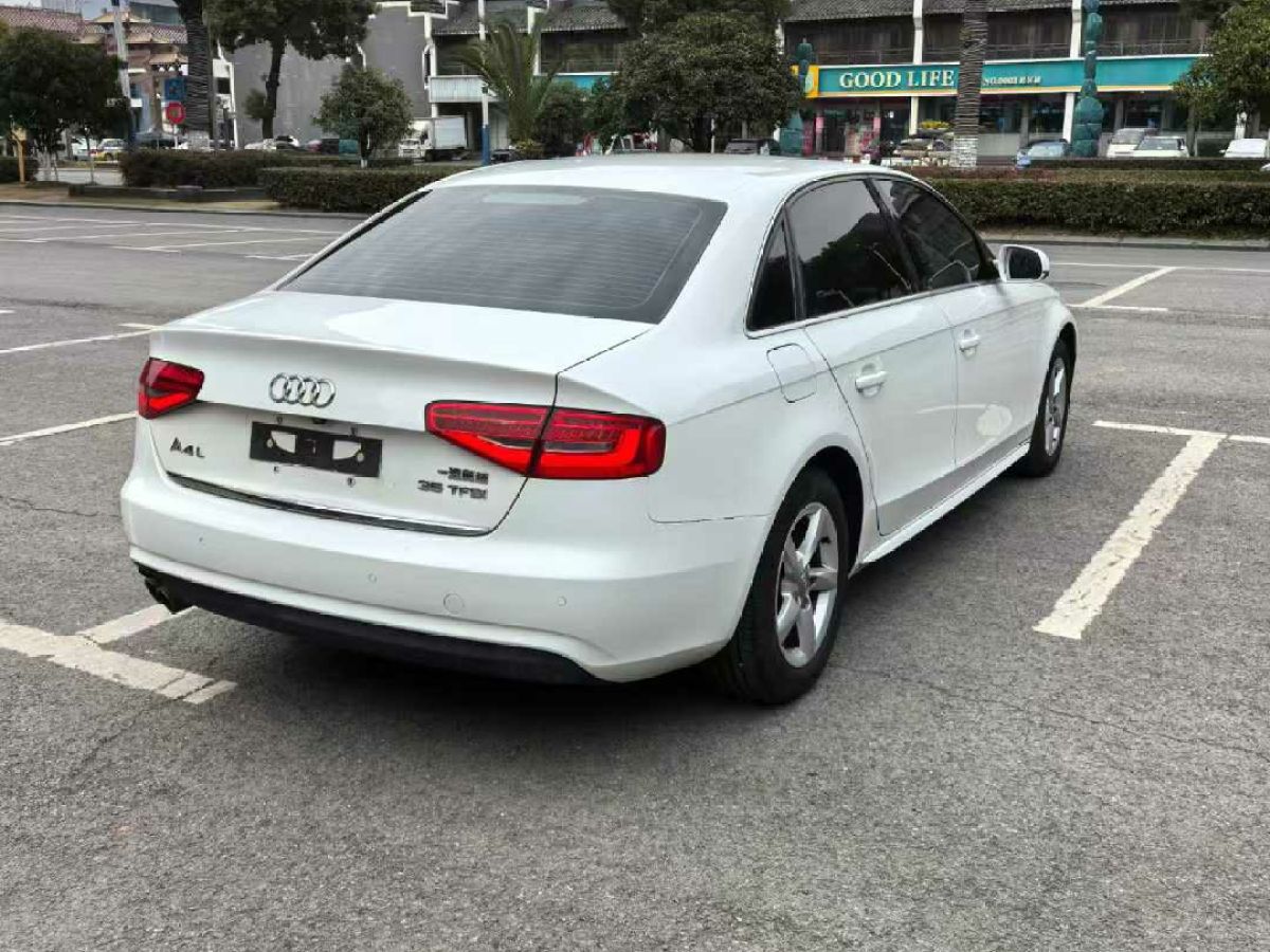 奧迪 奧迪A4L  2015款 A4L 1.8TFSI 30TFSI 舒適型圖片