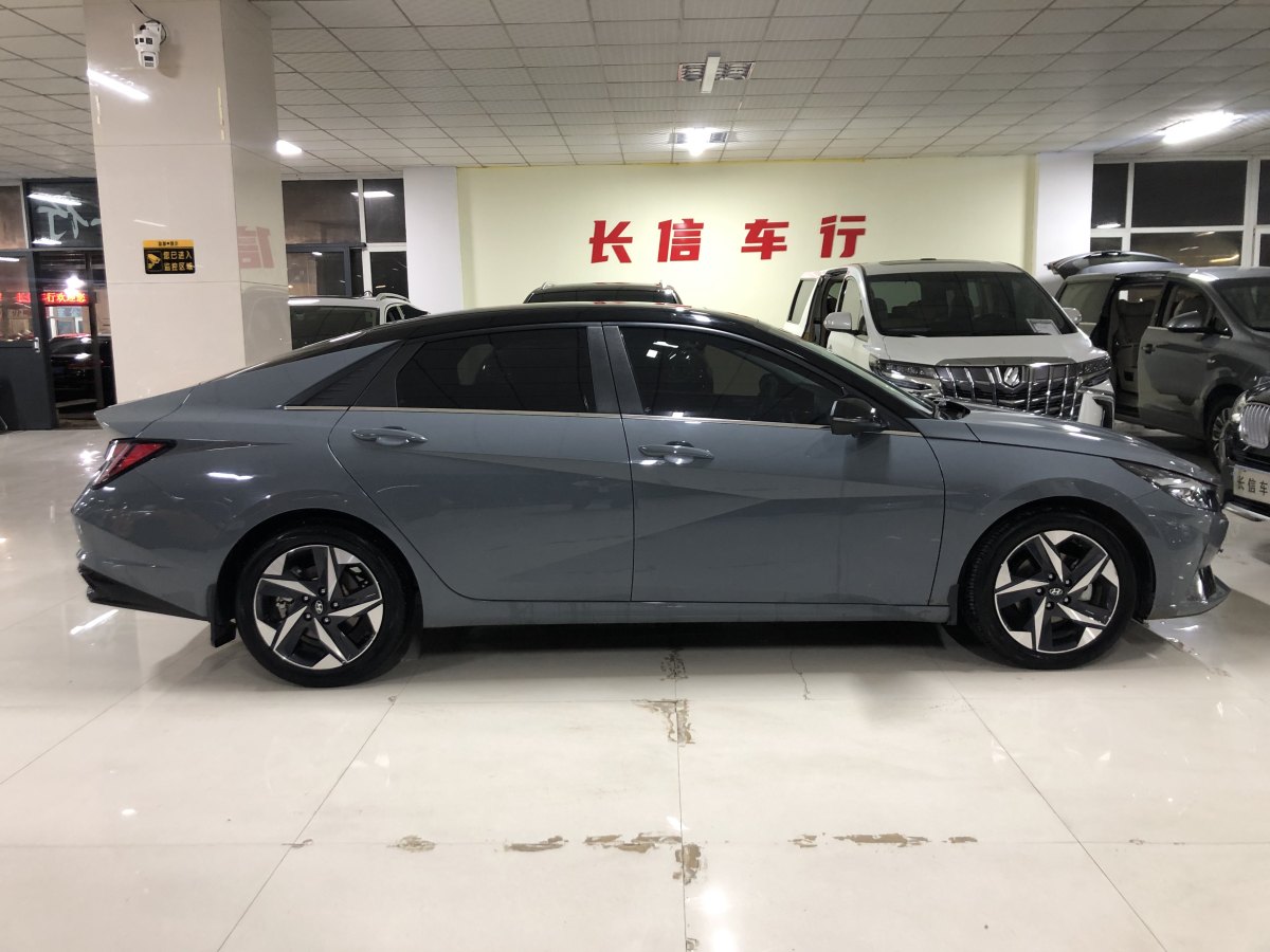 現(xiàn)代 伊蘭特  2022款 1.5L CVT LUX尊貴版圖片