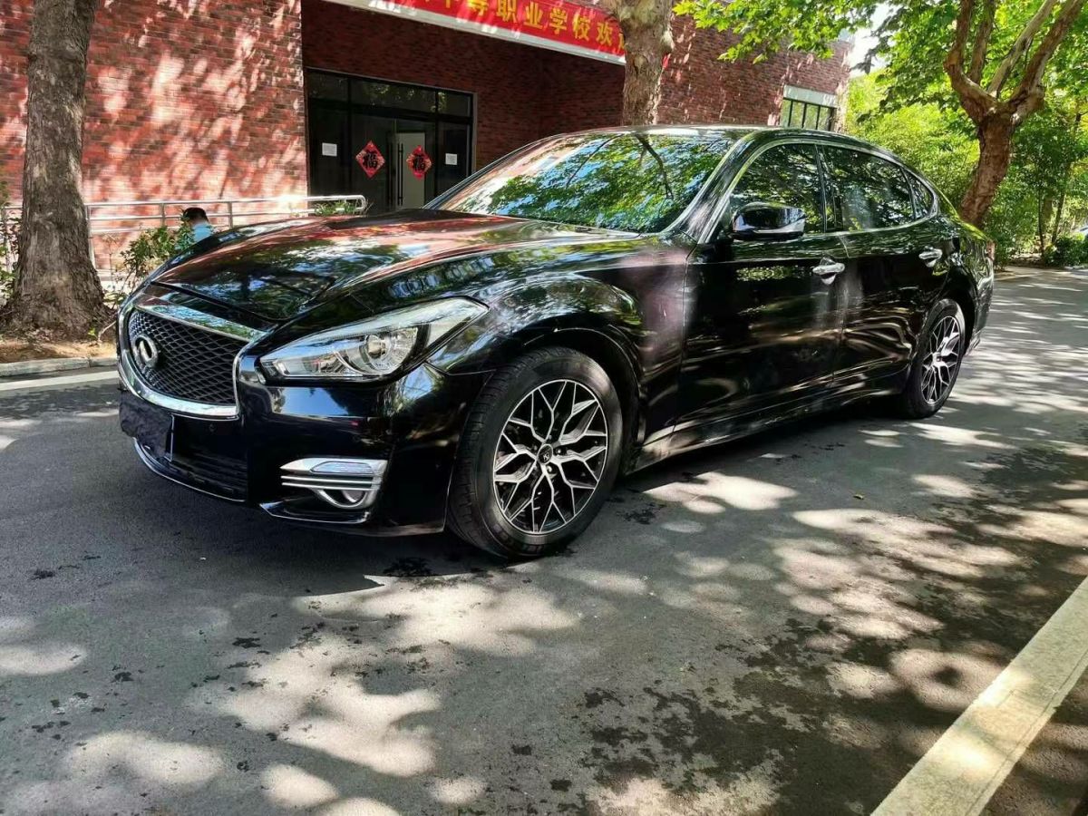 英菲尼迪 Q70  2019款 Q70L 2.0T 精英版圖片