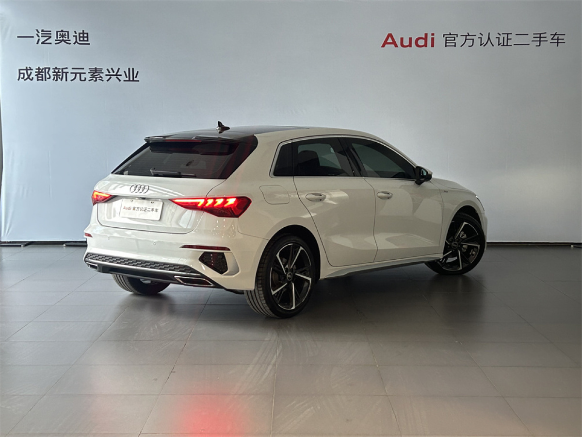 奧迪 奧迪A3  2022款 Sportback 35 TFSI 時尚運(yùn)動型圖片