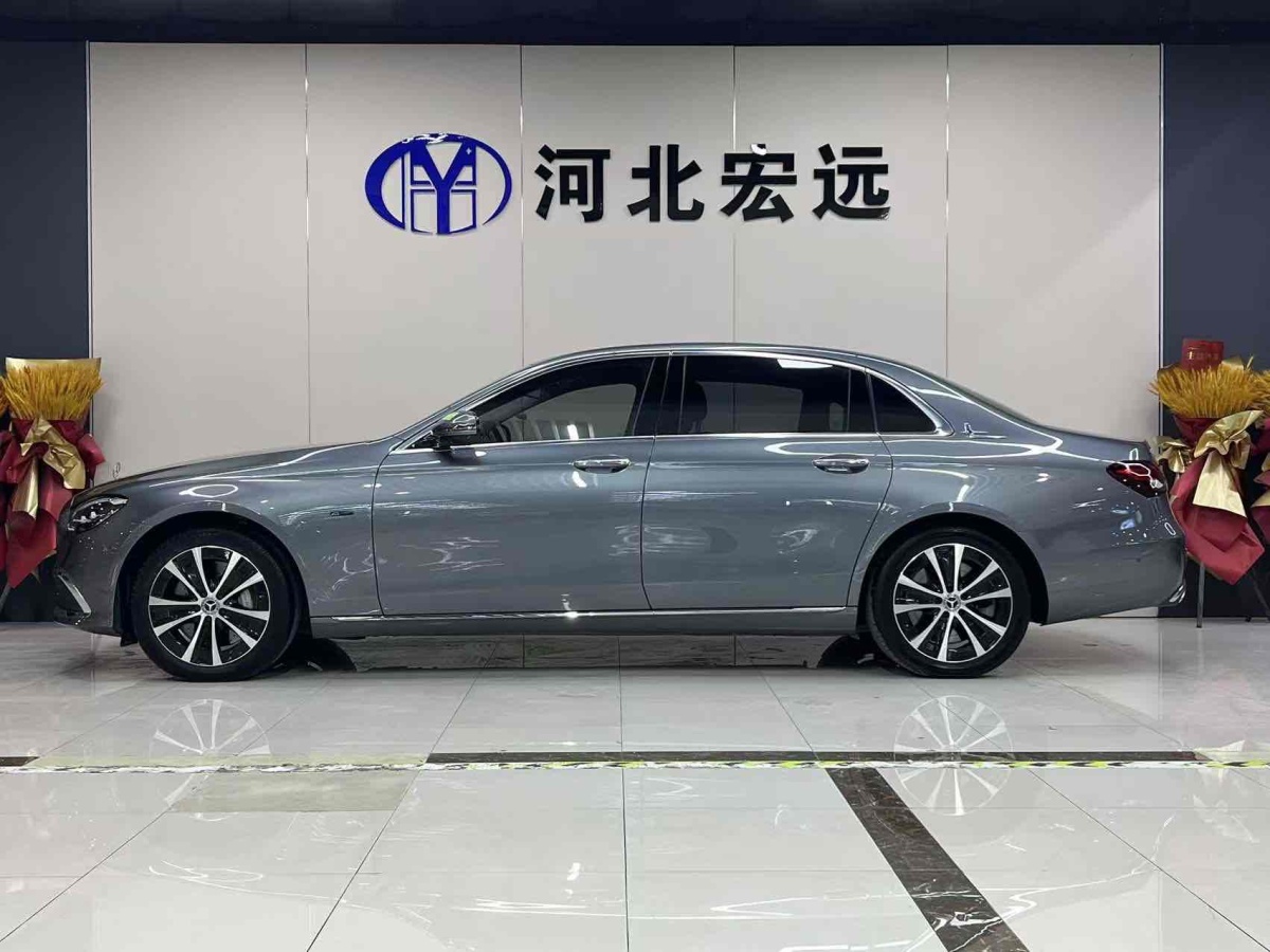 奔馳 奔馳E級(jí)新能源  2021款 E 350 e L 插電式混合動(dòng)力轎車圖片