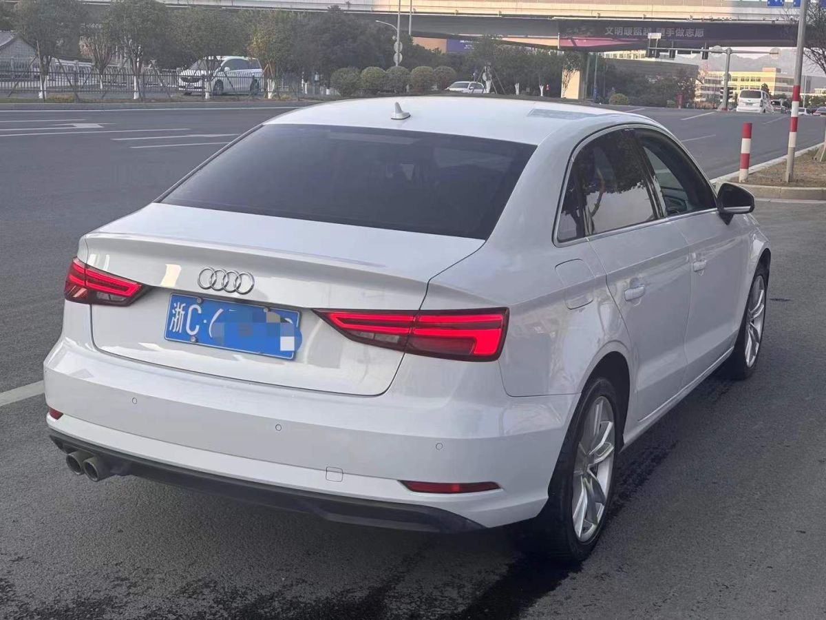 奧迪 奧迪A3  2018款 A3 1.4T 35TFSI Limousine時尚型圖片