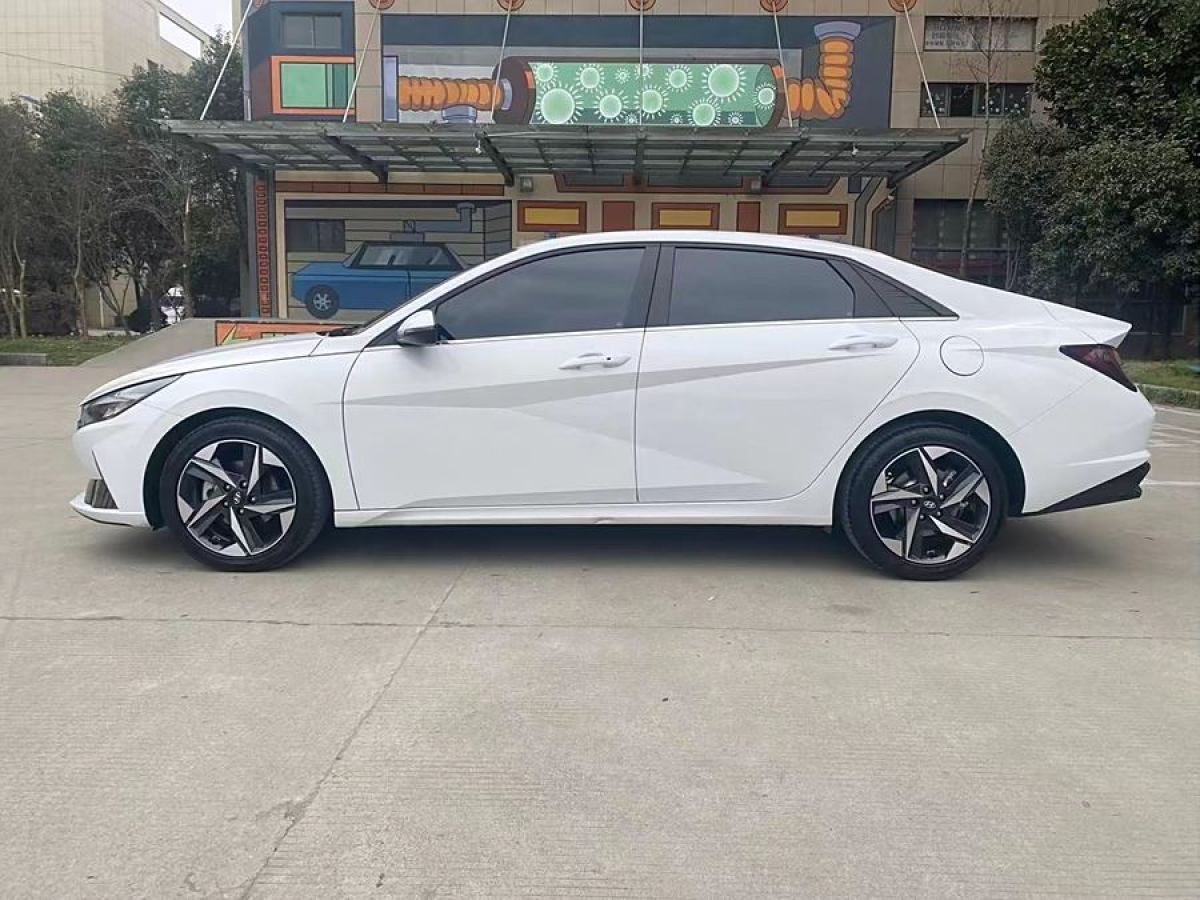 2023年4月現(xiàn)代 伊蘭特  2022款 1.5L CVT GLS領(lǐng)先版