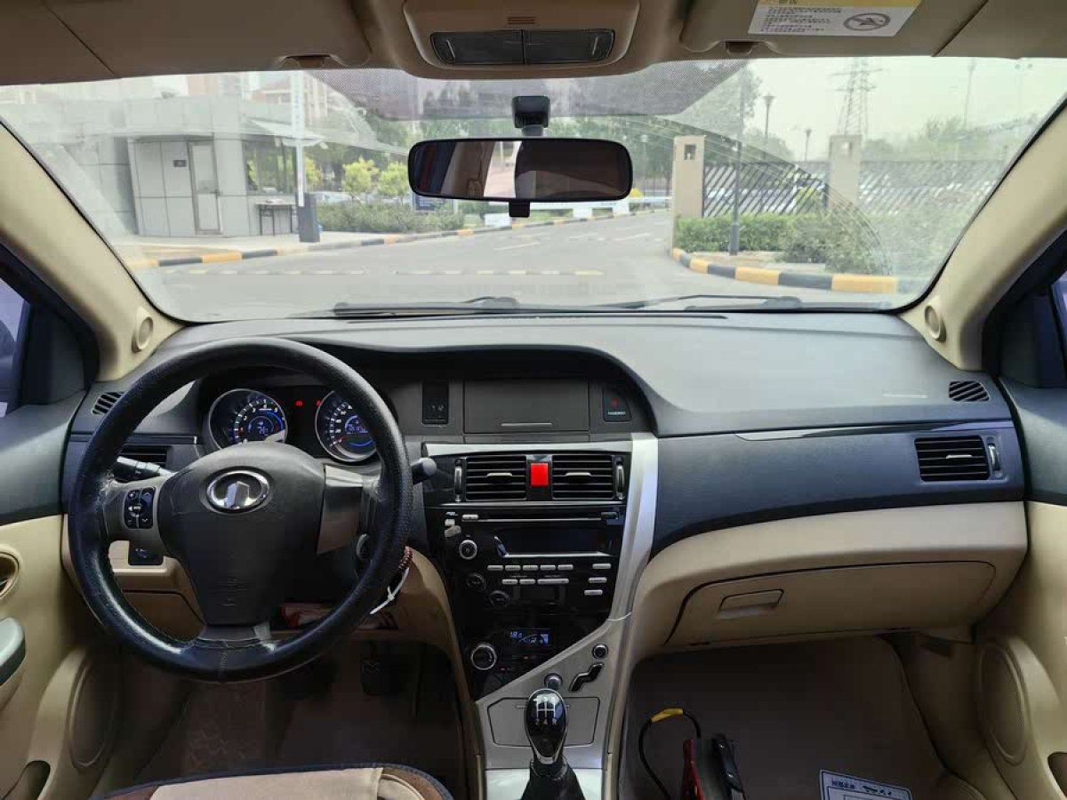 長(zhǎng)城 C30  2013款 1.5L 手動(dòng)舒適型圖片