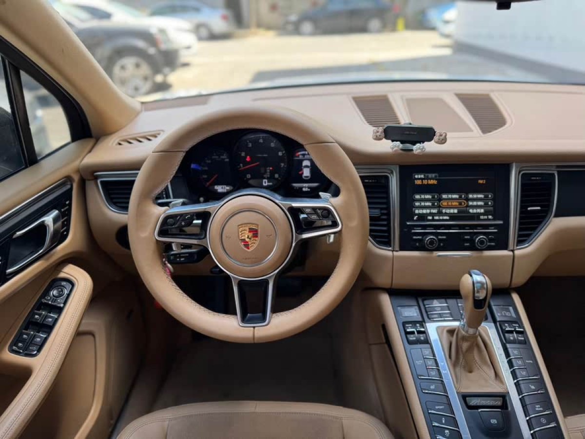 保時(shí)捷 Macan  2016款 Macan 2.0T圖片