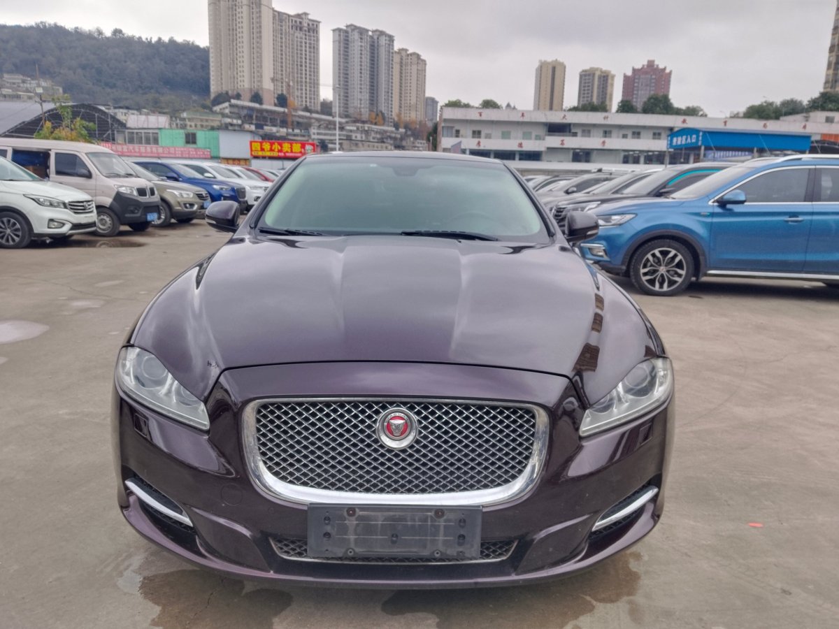 捷豹 XJ  2014款 XJL 2.0T 兩驅(qū)典雅商務(wù)版圖片