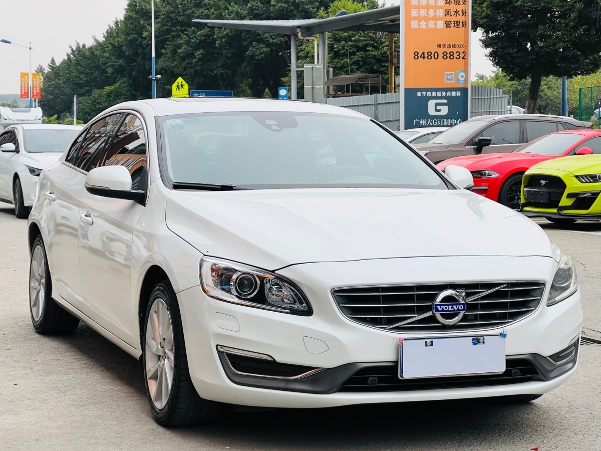 車輛圖片新到店16款沃爾沃s60l,智遠版,一手女車主,現升級座駕,忍痛