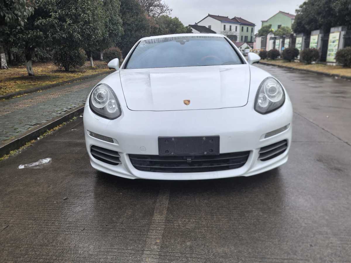 2013年12月保時(shí)捷 Panamera  2014款 Panamera 4 3.0T