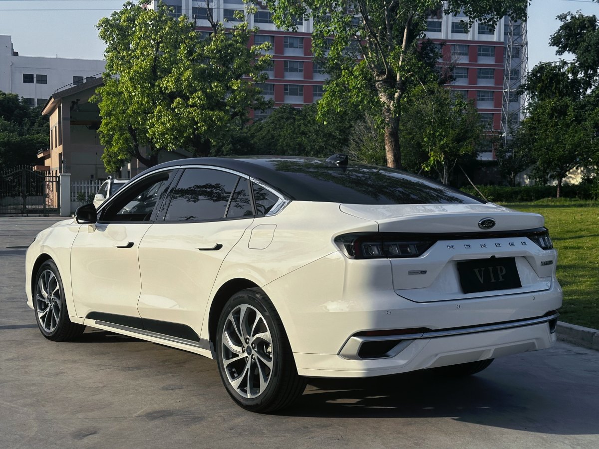 福特 蒙迪欧  2022款 改款 EcoBoost 245 至尊型图片