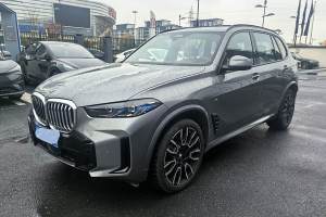 宝马X5 宝马 改款 xDrive 40Li 尊享型M运动套装