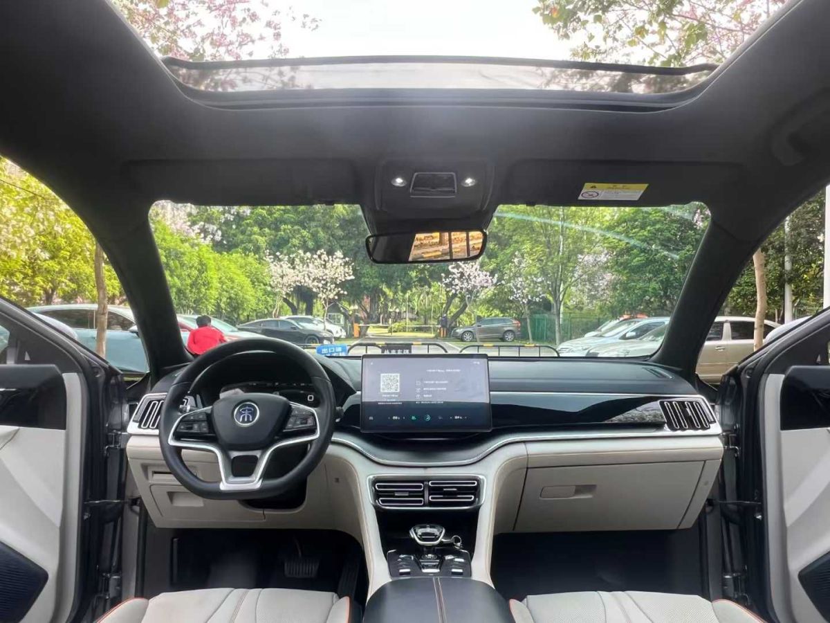 比亞迪 宋MAX新能源  2022款 DM-i 105KM 尊榮型圖片