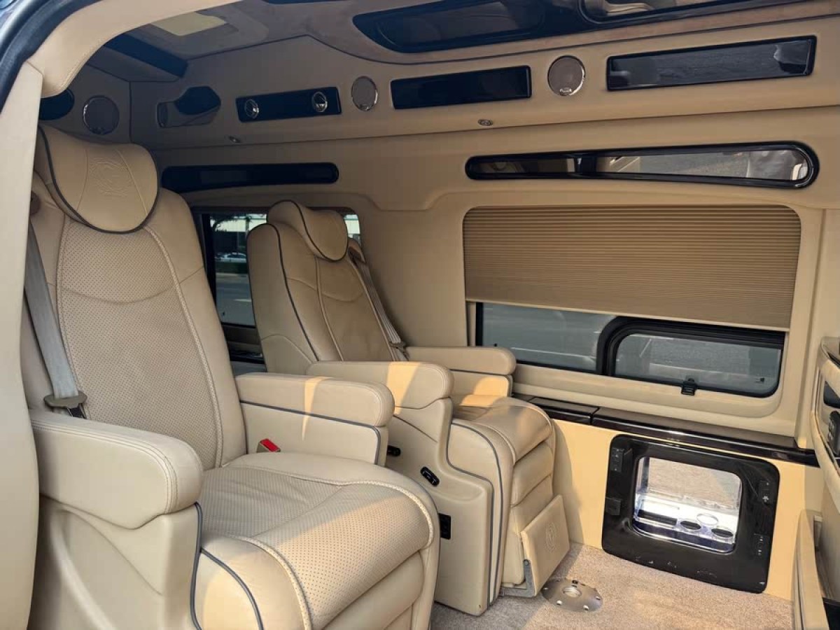 GMC SAVANA  2013款 6.0L 2500S運動版7座圖片