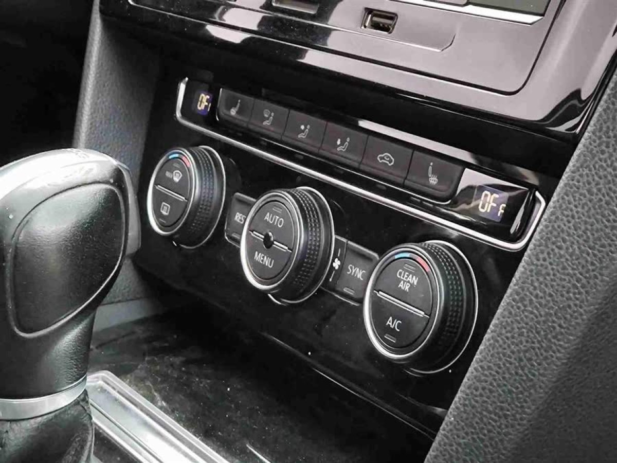 大眾 邁騰  2018款 改款 330TSI DSG 豪華型圖片