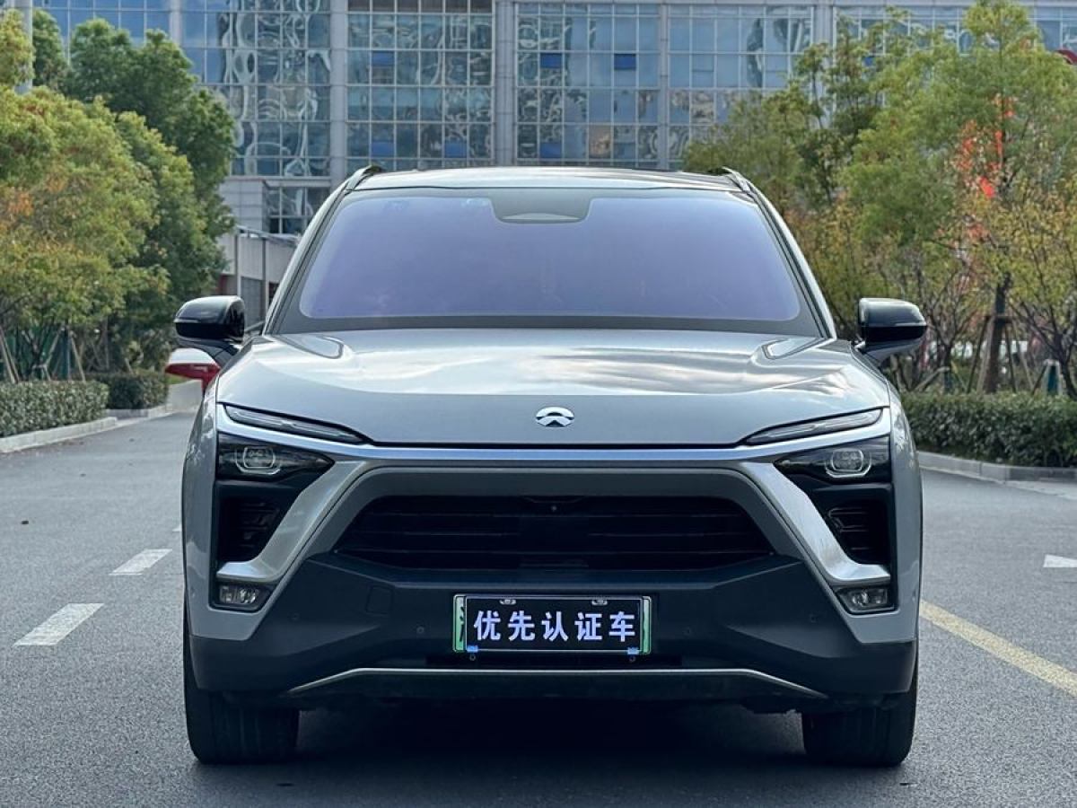 蔚來 ES8  2018款 355KM 基準(zhǔn)版 七座版圖片