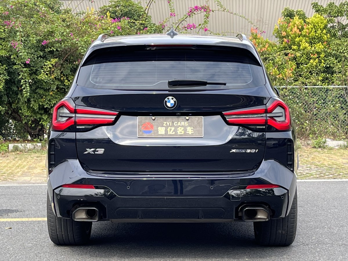 寶馬 寶馬X3  2022款 xDrive30i 領(lǐng)先型 M曜夜套裝圖片