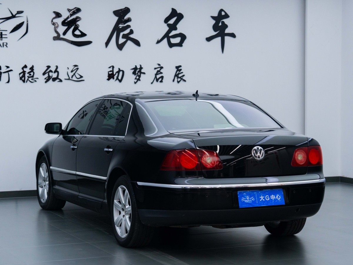 大眾 輝騰  2009款 3.6L V6 4座加長(zhǎng)行政版圖片