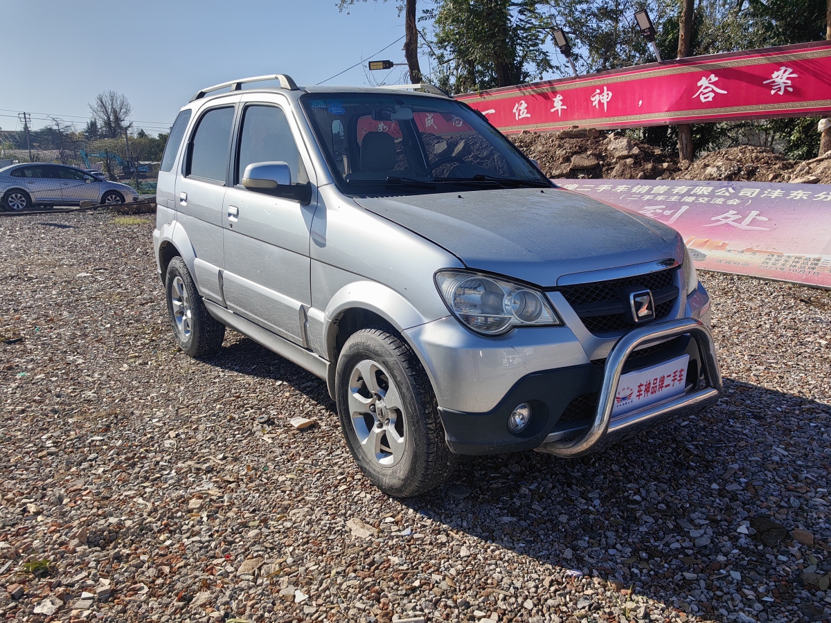 眾泰 5008  2010款 1.3L 手動豪華型圖片