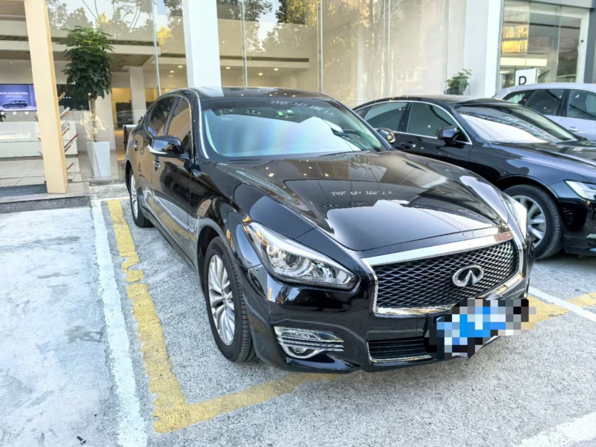 英菲尼迪 Q70  2019款 Q70L 2.0T 悅享版圖片