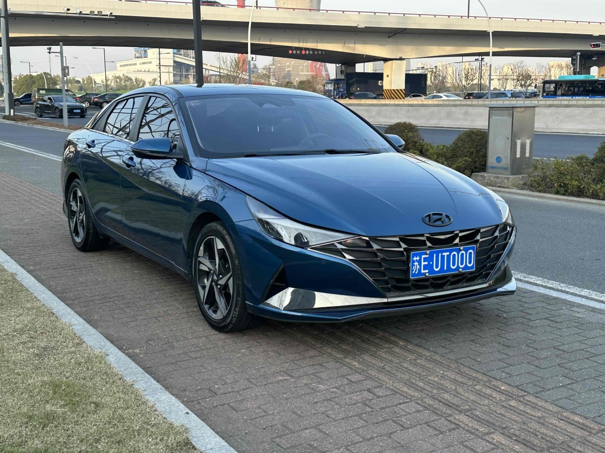 現(xiàn)代 伊蘭特  2021款 1.5L LUX尊貴版圖片