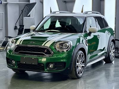 2020年2月 MINI COUNTRYMAN 2.0T COOPER S ALL4 極地版圖片