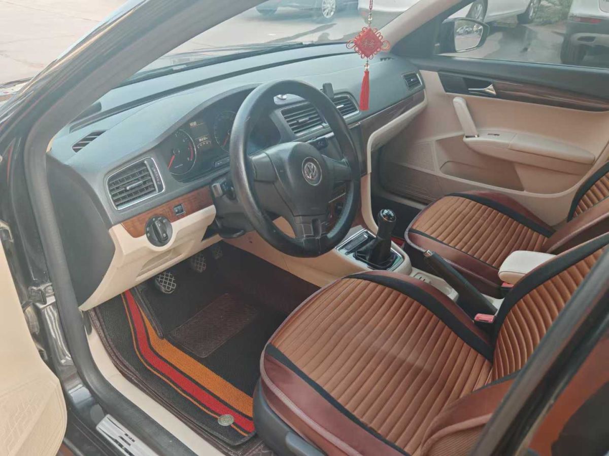大眾 朗逸  2013款 1.4TSI 手動(dòng)舒適版圖片